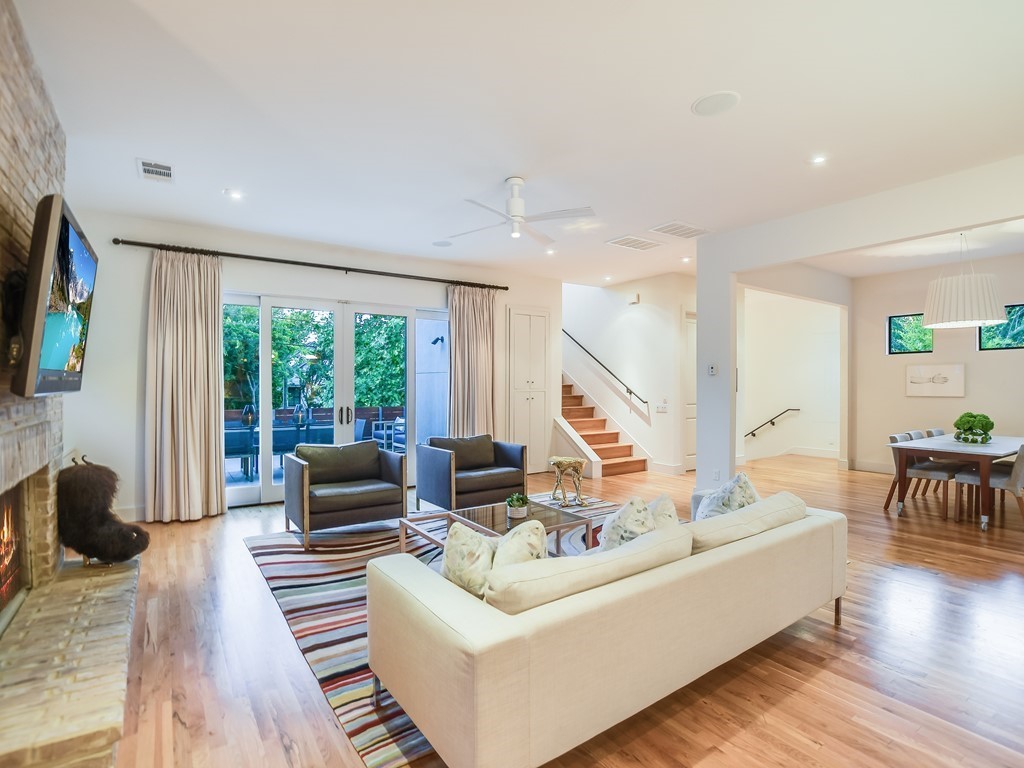 2312 W 8th Street , Austin, TX, 78703 | 8169412 | Realty Texas LLC