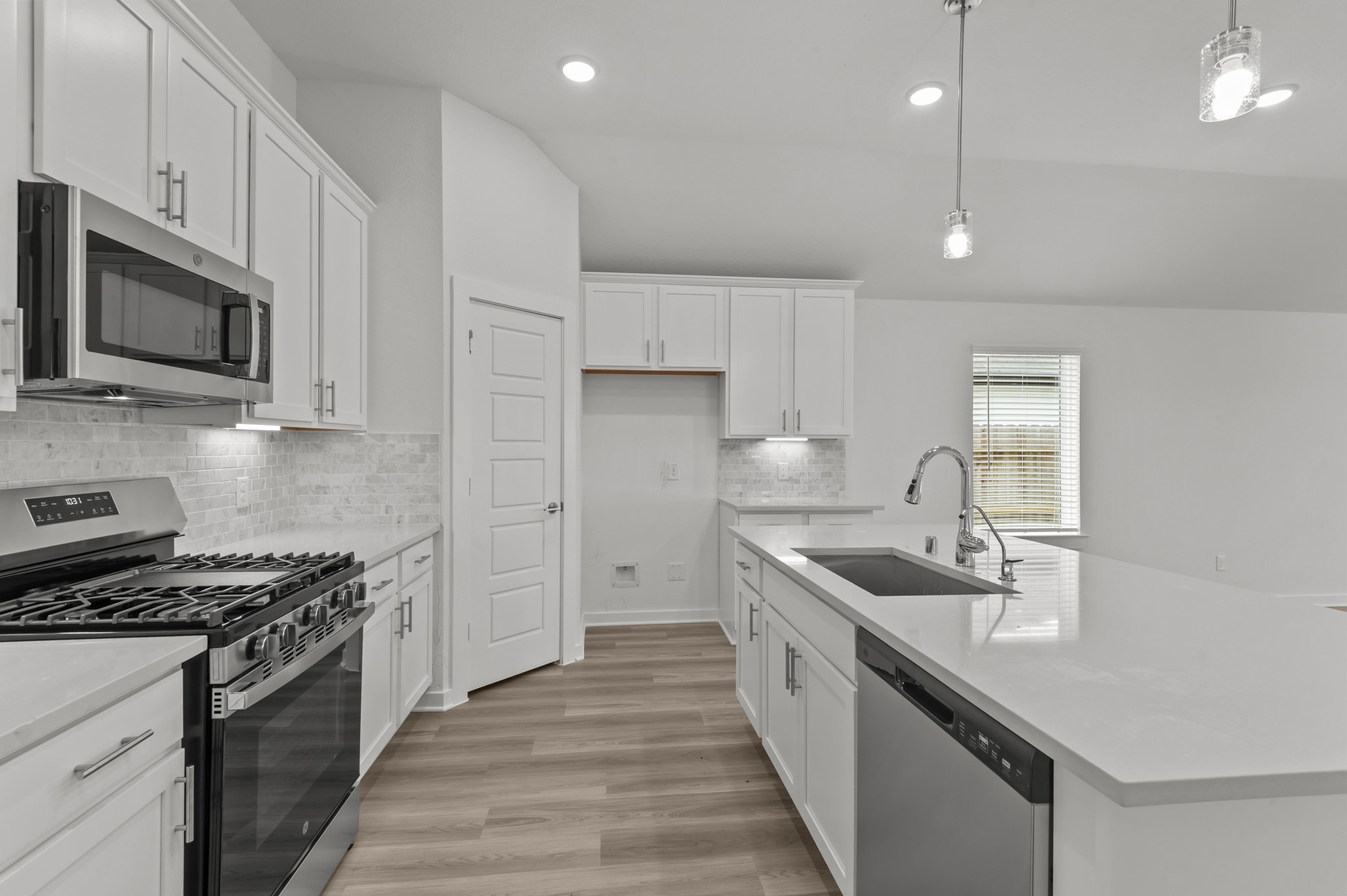 26152 Ethereal Road , La Marque, TX, 77568 | 70003315 | Realty Texas LLC