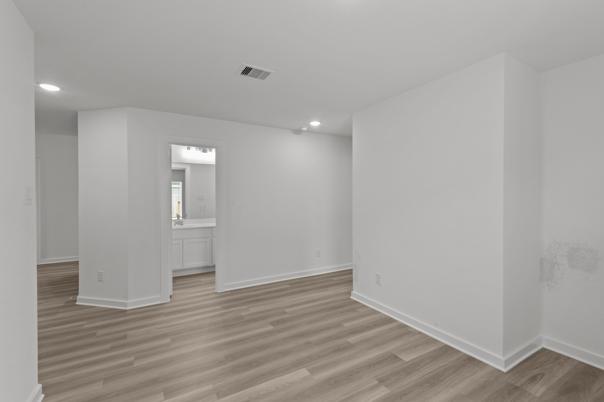 26152 Ethereal Road , La Marque, TX, 77568 | 70003315 | Realty Texas LLC