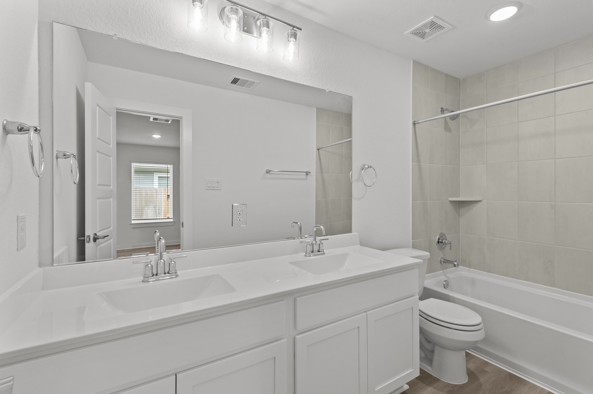 26152 Ethereal Road , La Marque, TX, 77568 | 70003315 | Realty Texas LLC