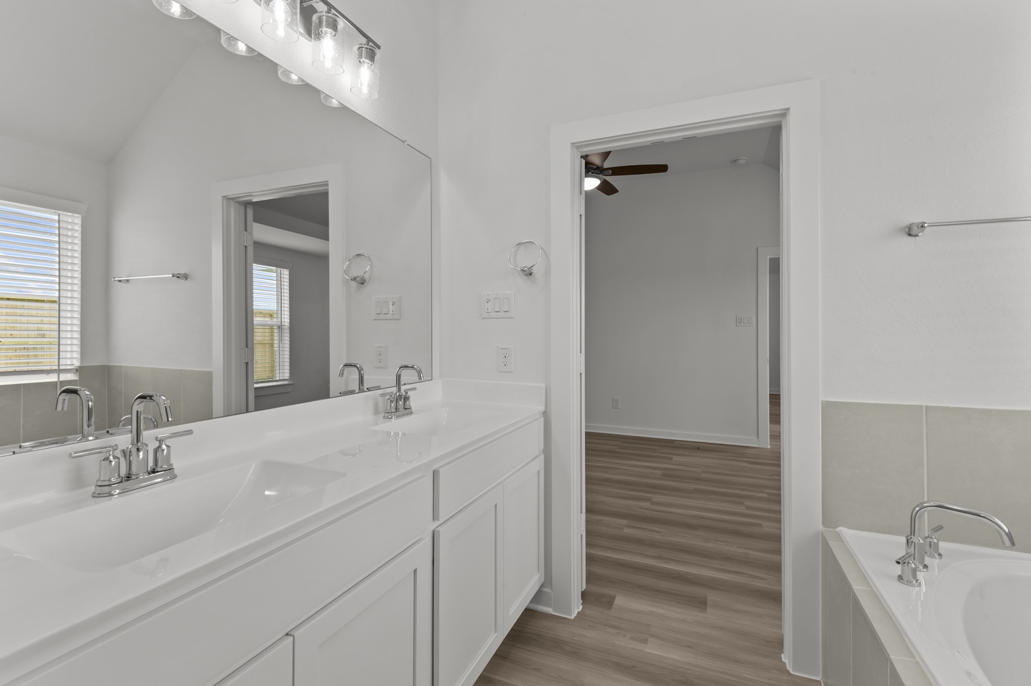 26152 Ethereal Road , La Marque, TX, 77568 | 70003315 | Realty Texas LLC