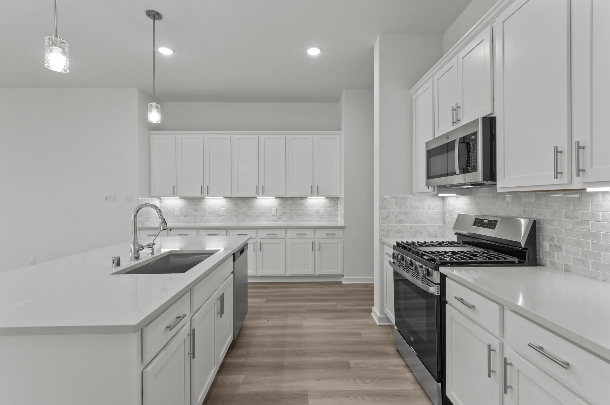 26152 Ethereal Road , La Marque, TX, 77568 | 70003315 | Realty Texas LLC