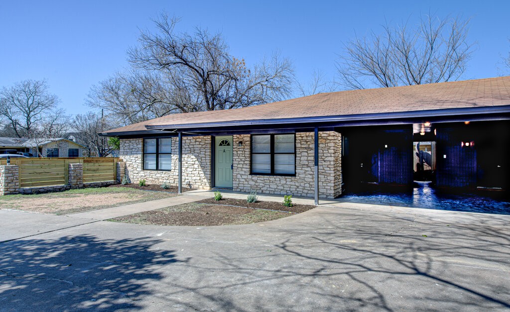 1110 Gobi Drive A , Austin, TX, 78745 | 6272378 | Realty Texas LLC