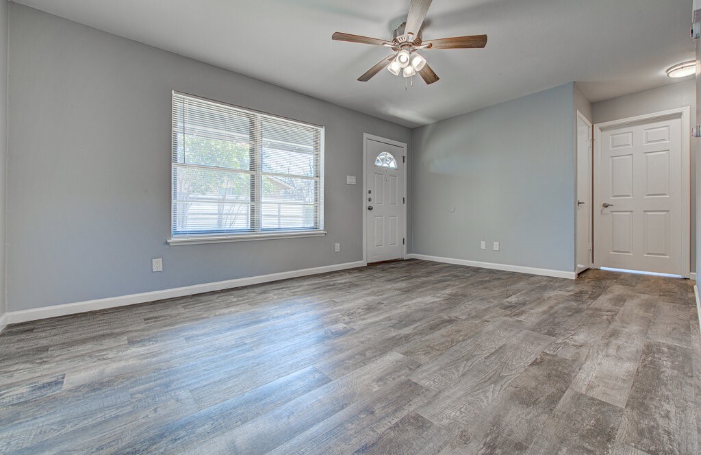 1110 Gobi Drive A , Austin, TX, 78745 | 6272378 | Realty Texas LLC