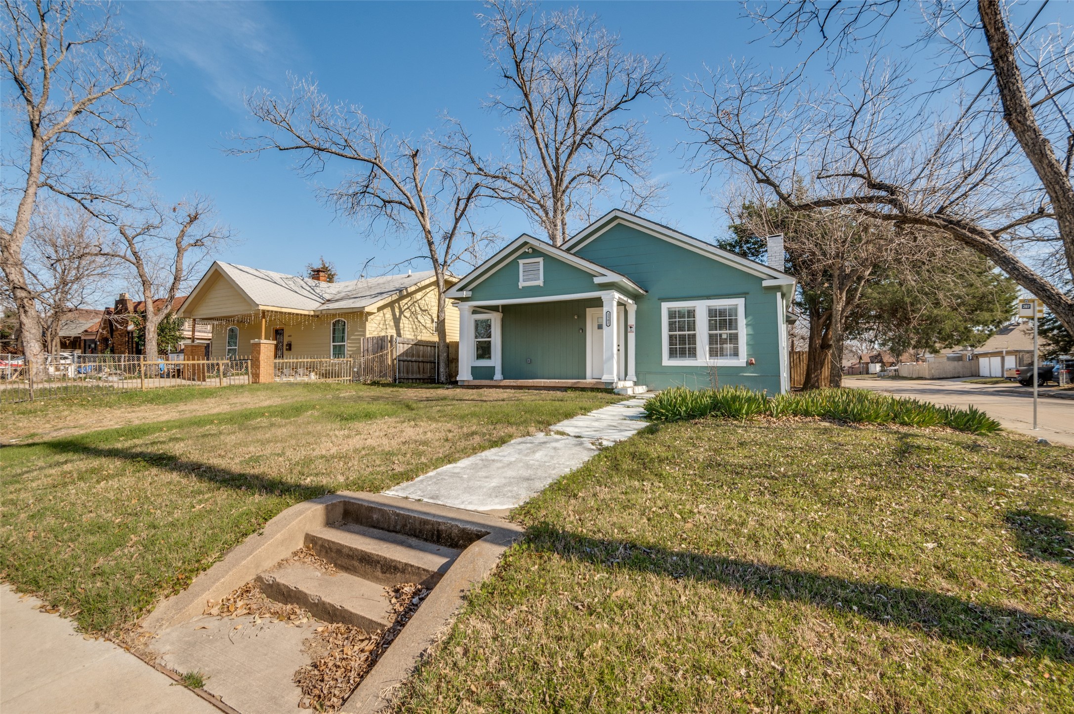 2502 W Lovers Lane , Dallas, TX, 75235 | 20849157 | Realty Texas LLC