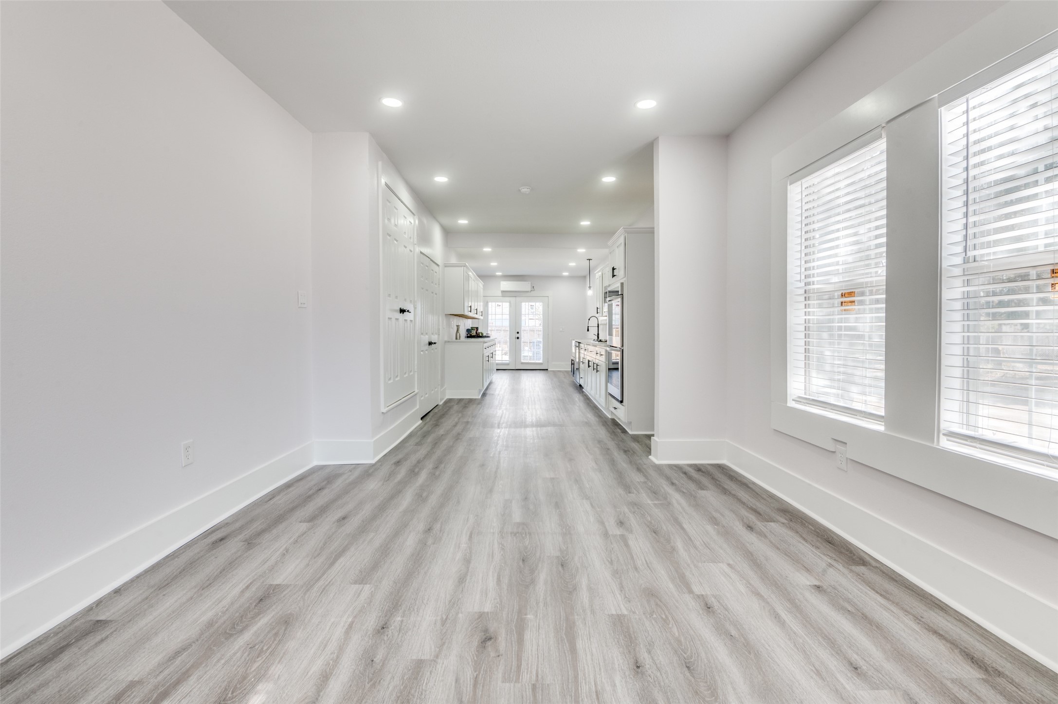 2502 W Lovers Lane , Dallas, TX, 75235 | 20849157 | Realty Texas LLC