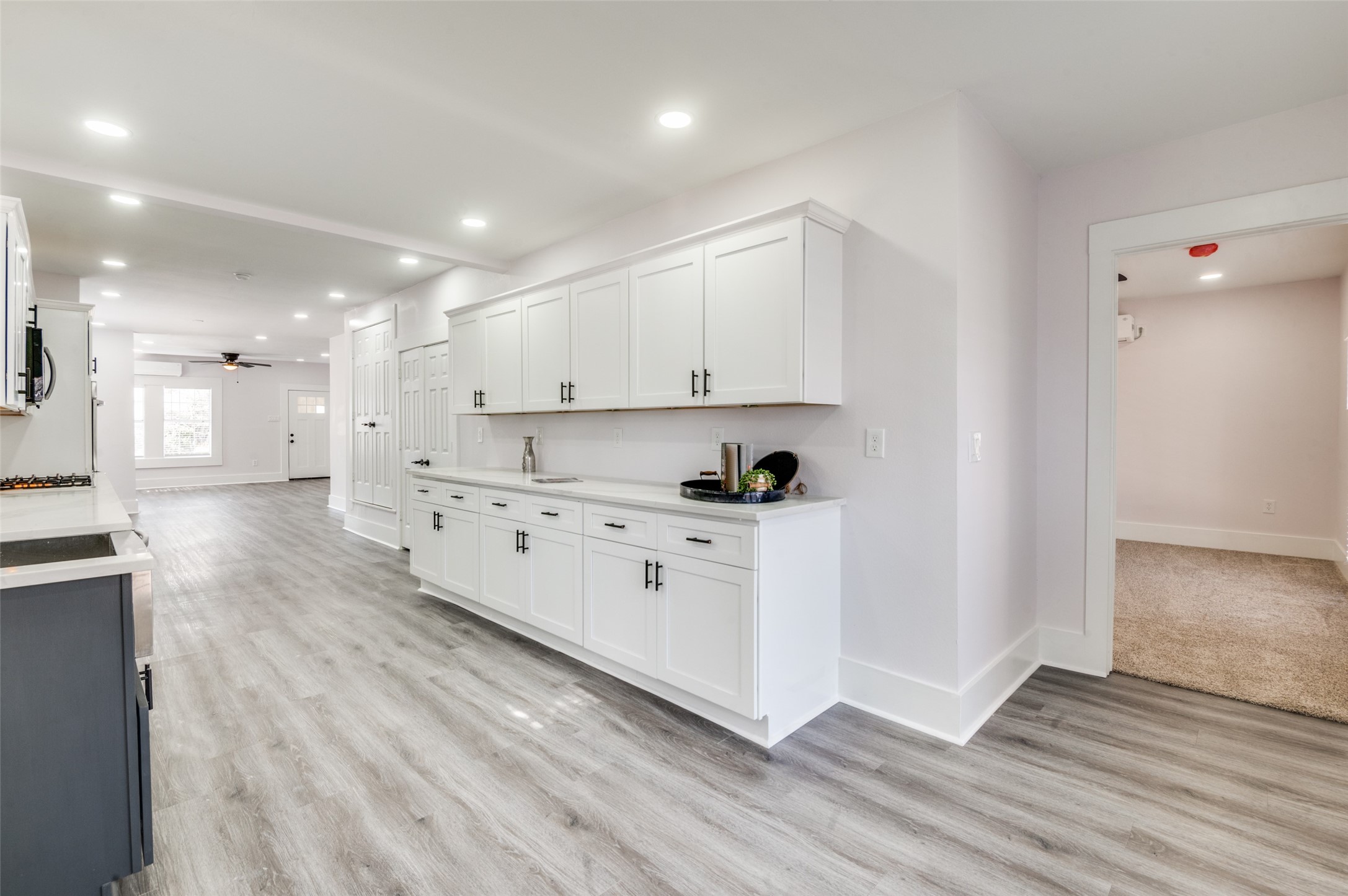 2502 W Lovers Lane , Dallas, TX, 75235 | 20849157 | Realty Texas LLC