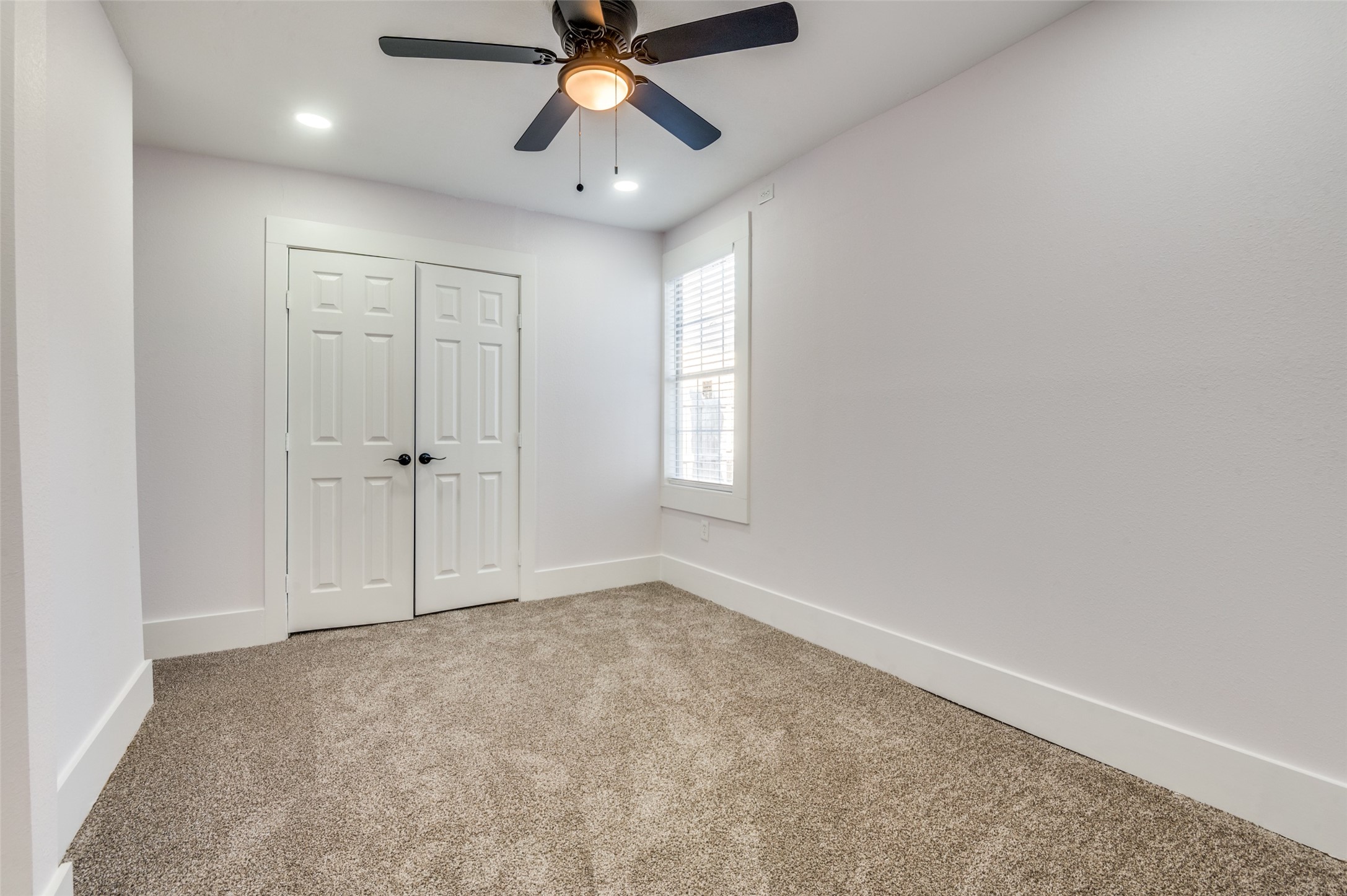 2502 W Lovers Lane , Dallas, TX, 75235 | 20849157 | Realty Texas LLC