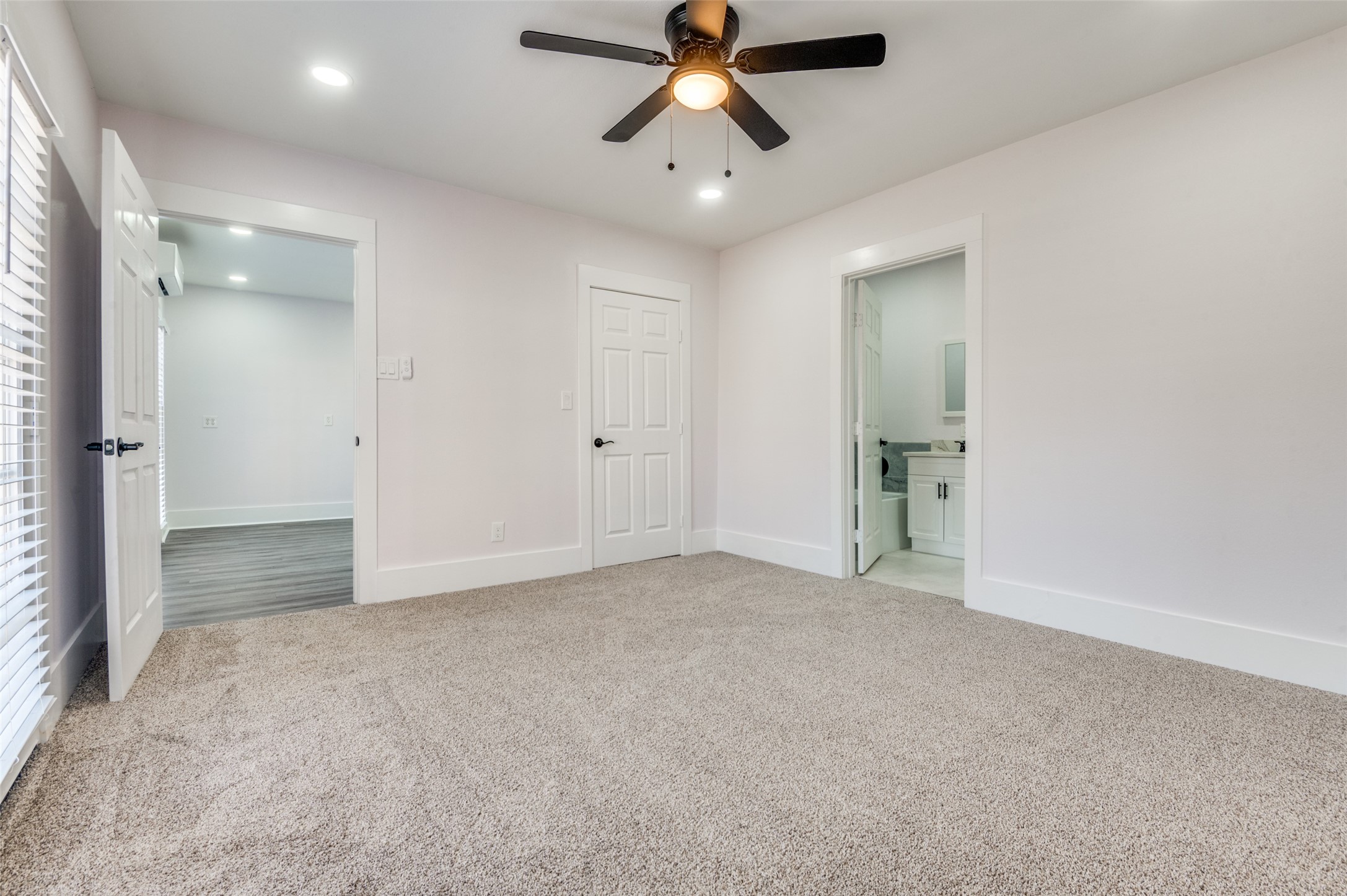 2502 W Lovers Lane , Dallas, TX, 75235 | 20849157 | Realty Texas LLC