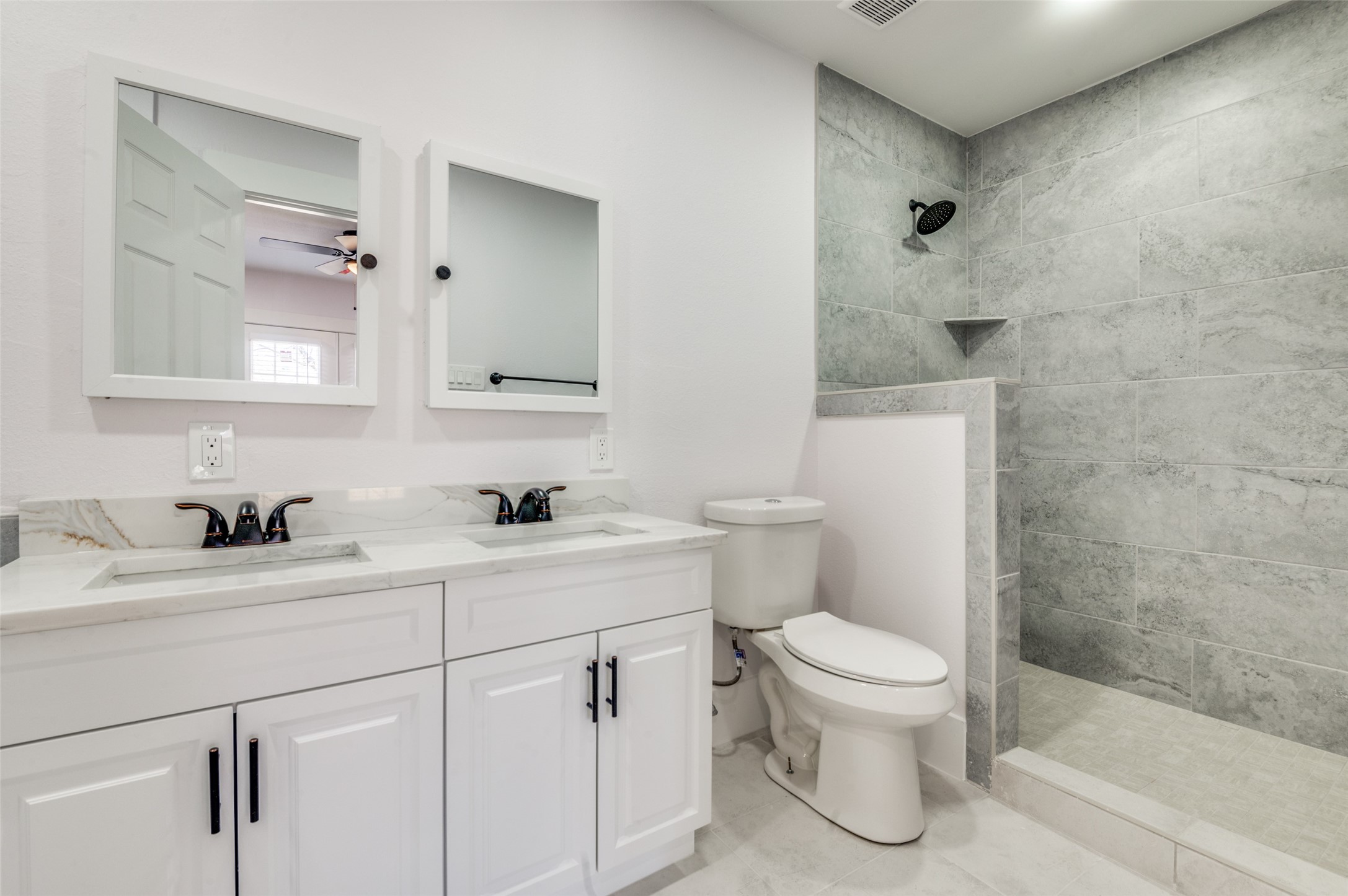 2502 W Lovers Lane , Dallas, TX, 75235 | 20849157 | Realty Texas LLC