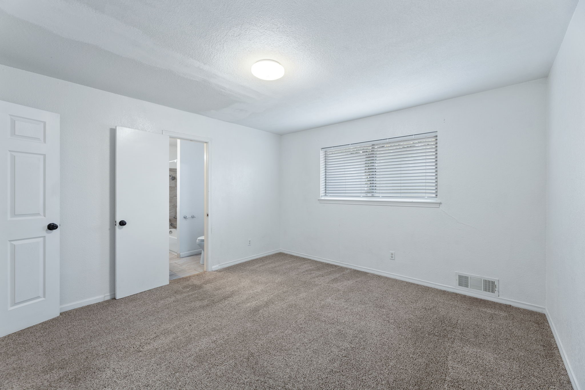 2726 Blanton Street , Dallas, TX, 75227 | 20850312 | Realty Texas LLC