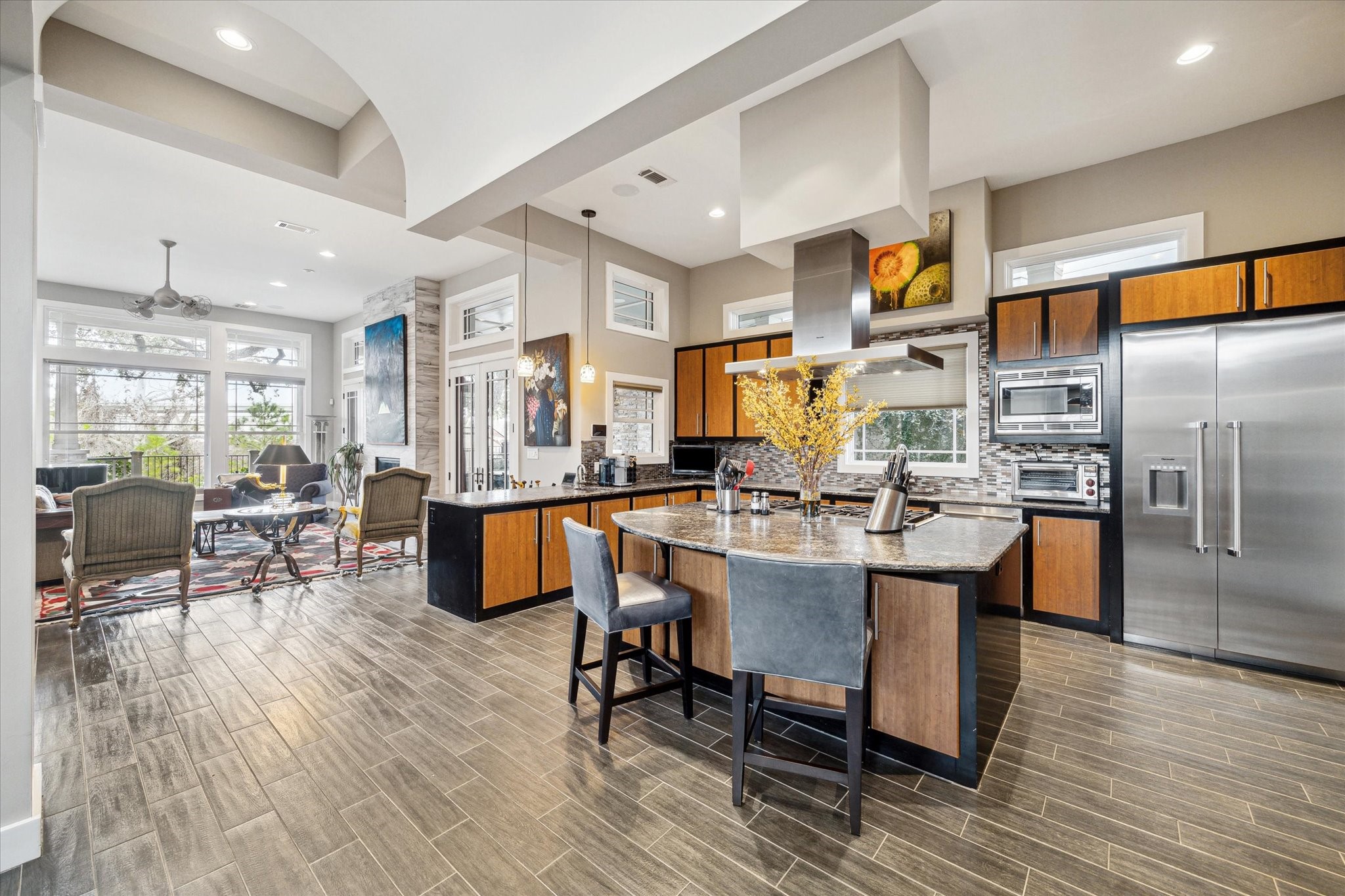 2120 White Oak Drive , Houston, TX, 77009 | 31836463 | Realty Texas LLC