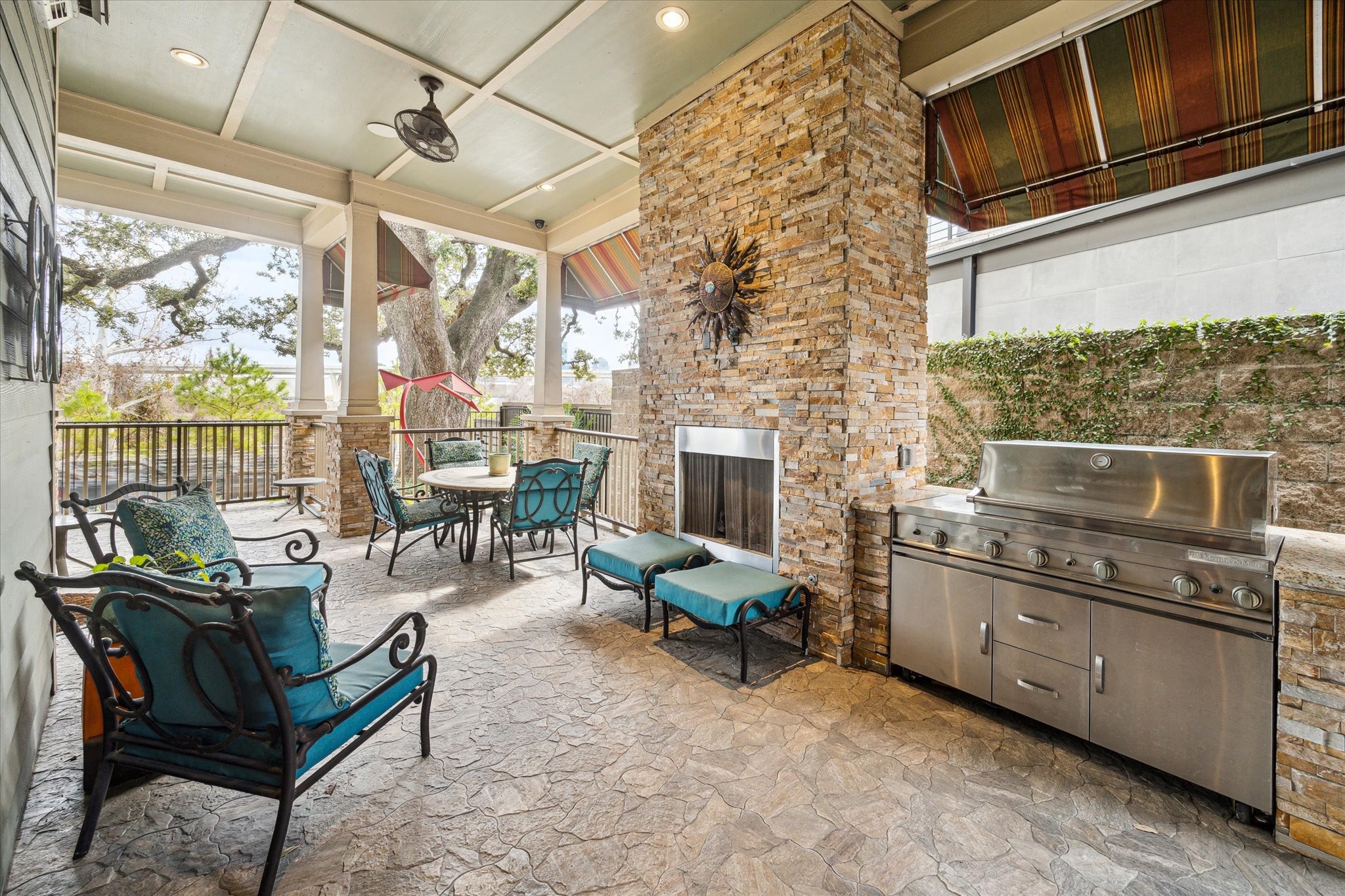 2120 White Oak Drive , Houston, TX, 77009 | 31836463 | Realty Texas LLC