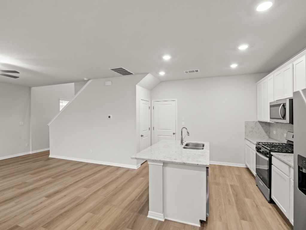113 Greenway Lane , Georgetown, TX, 78628 | 4974181 | Realty Texas LLC
