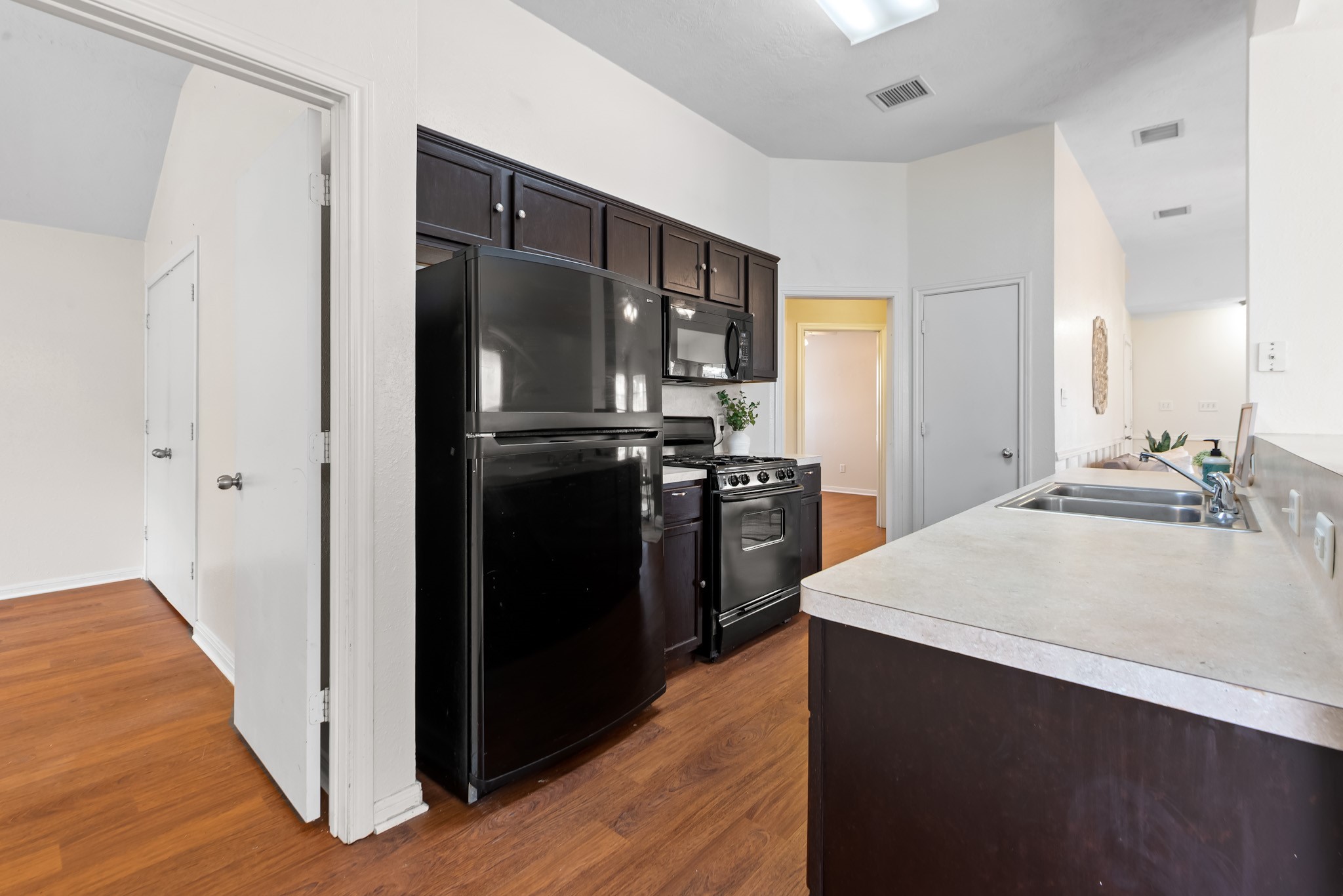 2100 Craftwood place , Bryan, TX, 77801 | 32142584 | Realty Texas LLC
