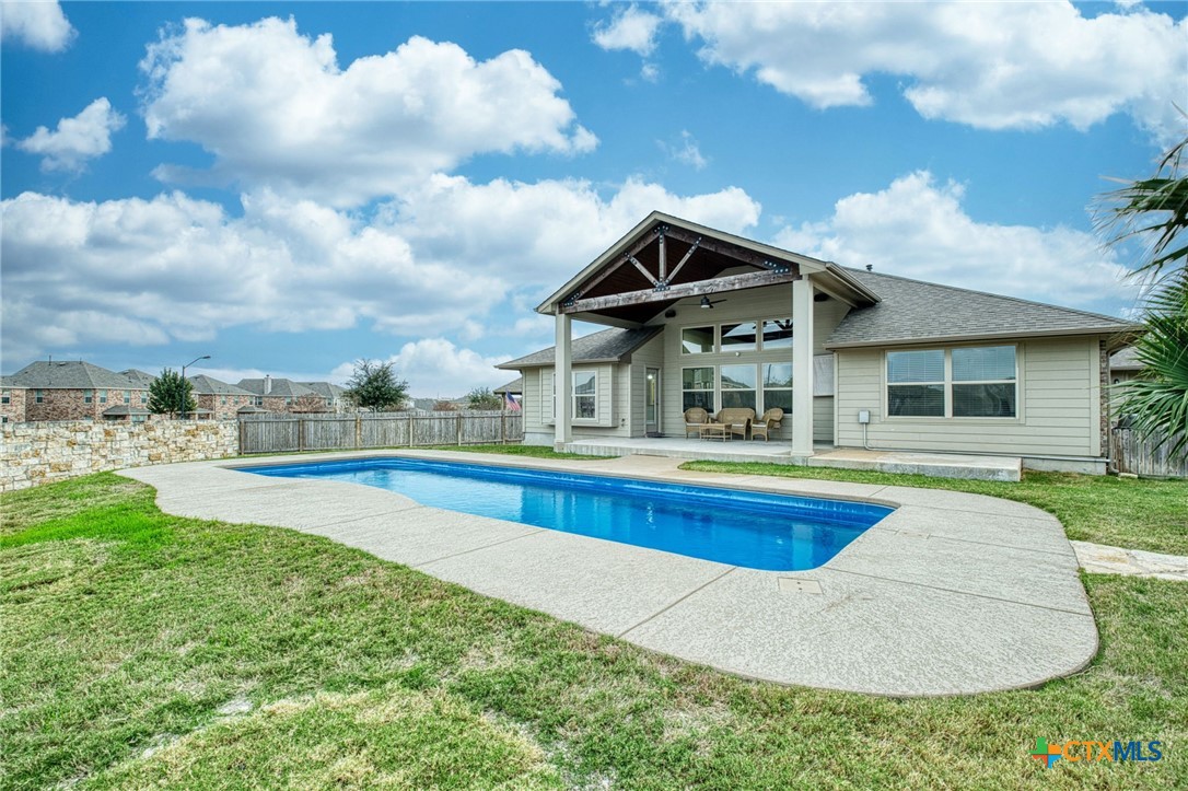 129 Limerick Cove , Hutto, TX, 78634 | 570892 | Realty Texas LLC