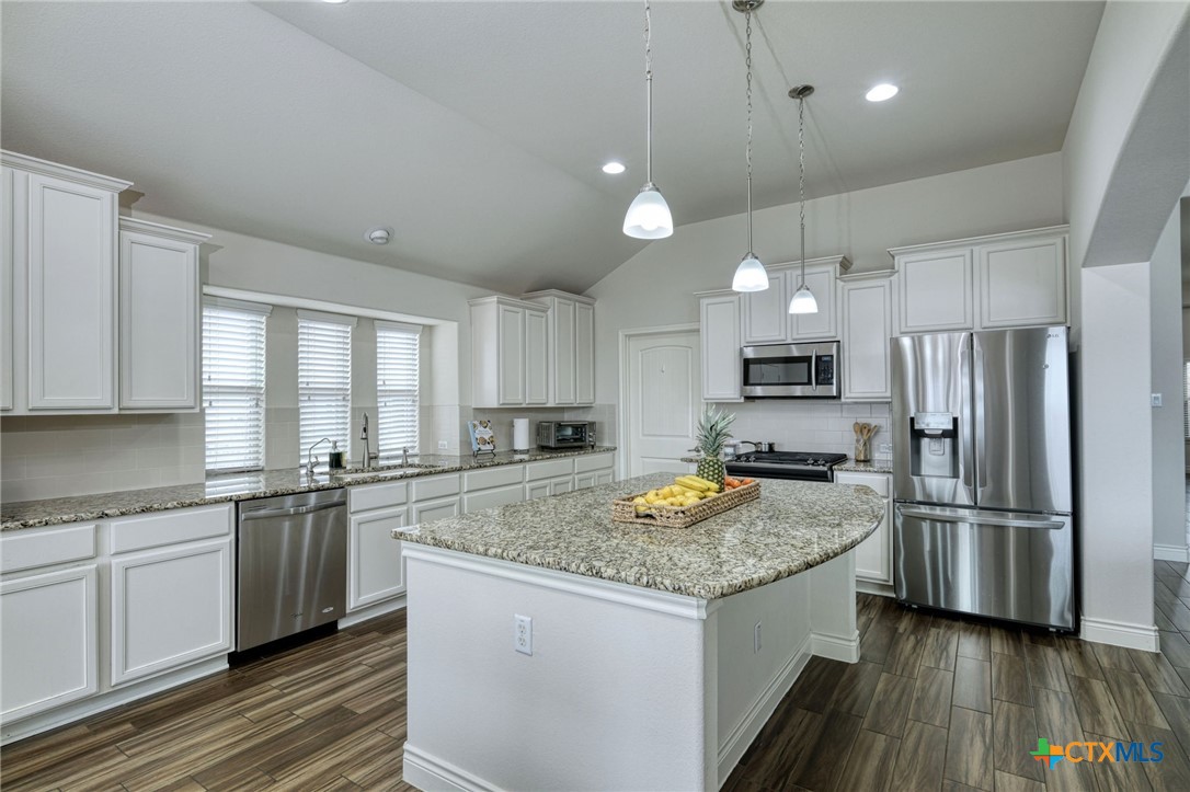 129 Limerick Cove , Hutto, TX, 78634 | 570892 | Realty Texas LLC