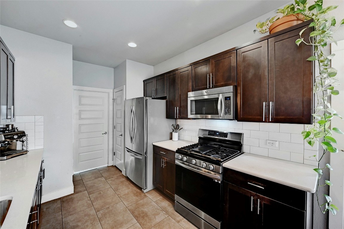5408 Gooding Drive , Austin, TX, 78744 | 4840164 | Realty Texas LLC