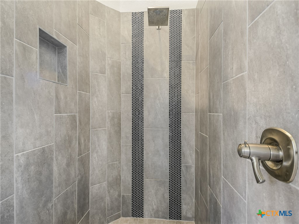 971 Woodland Oaks , New Braunfels, TX, 78132 | 568140 | Realty Texas LLC