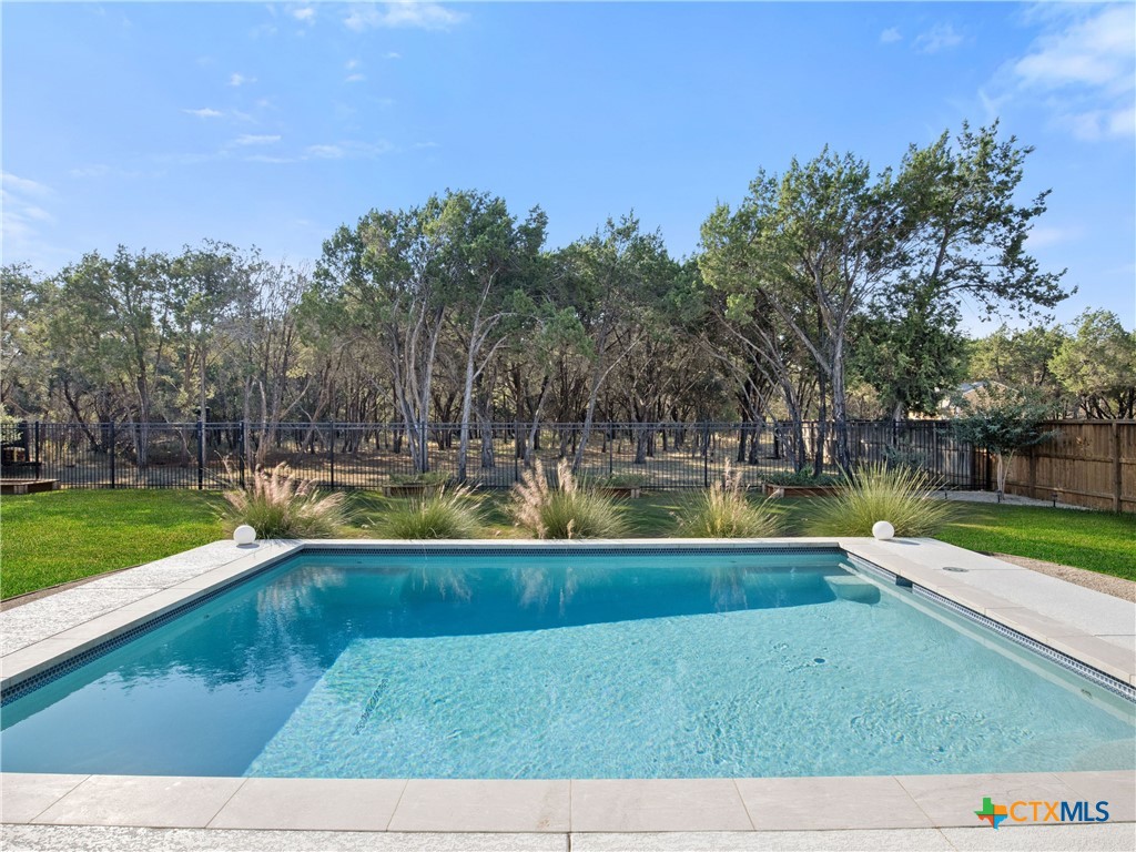 971 Woodland Oaks , New Braunfels, TX, 78132 | 568140 | Realty Texas LLC