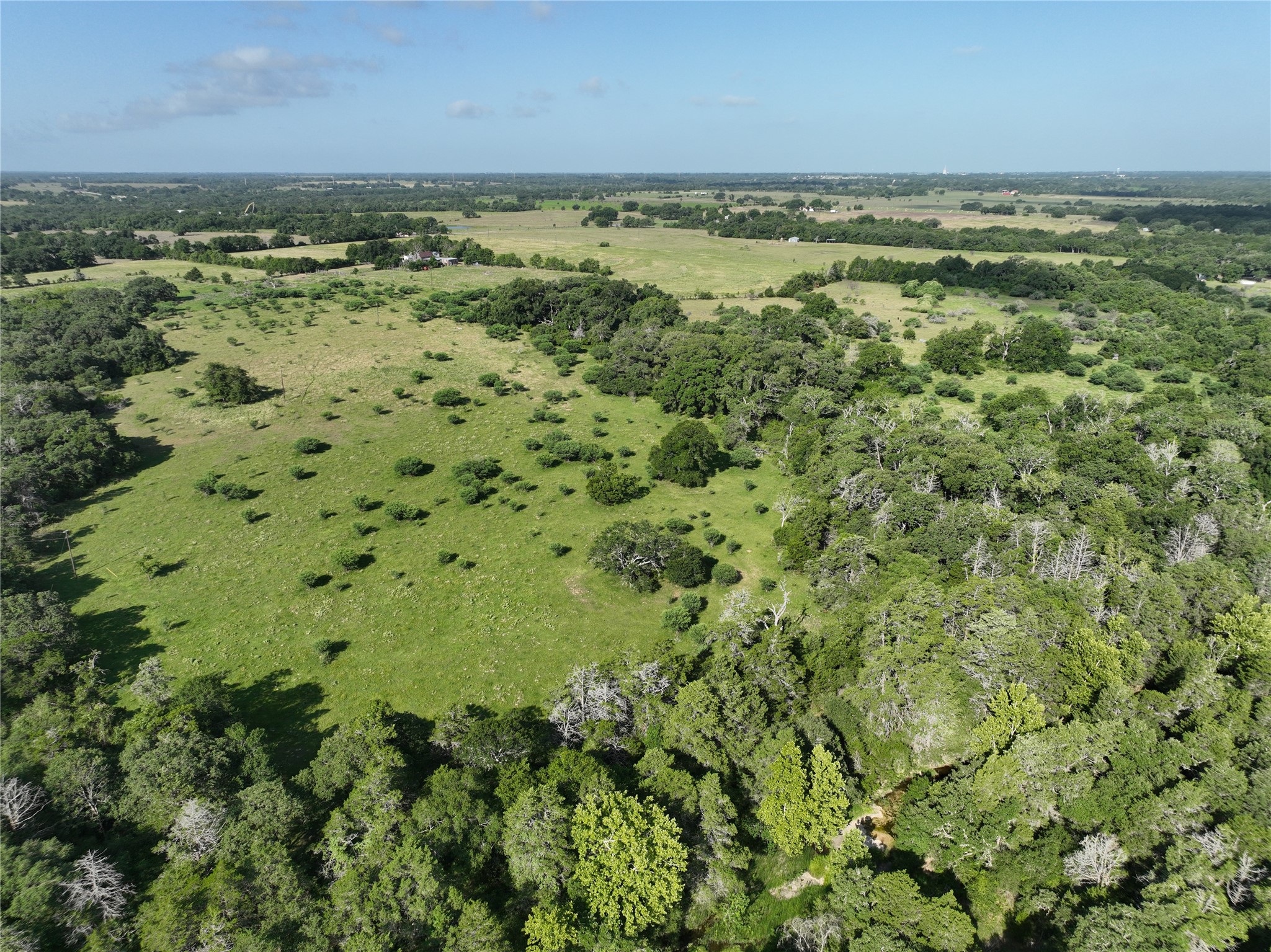 1649 County Road 209 , Weimar, TX, 78962 | 68606600 | Realty Texas LLC