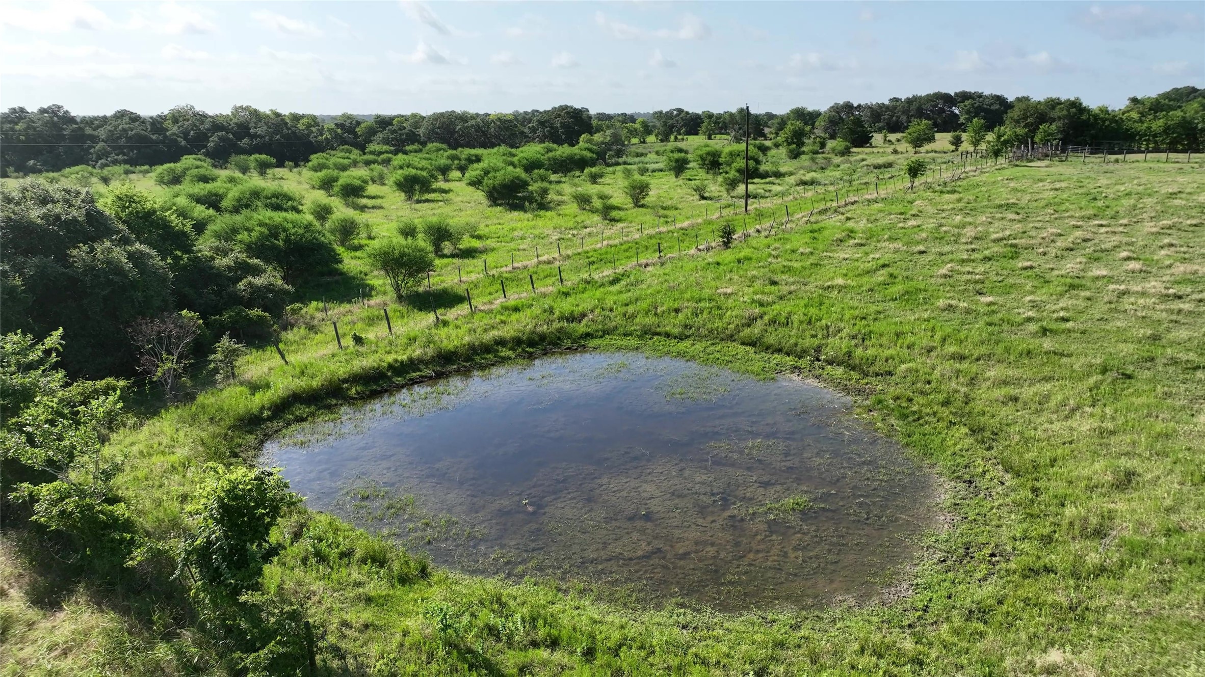 1649 County Road 209 , Weimar, TX, 78962 | 68606600 | Realty Texas LLC