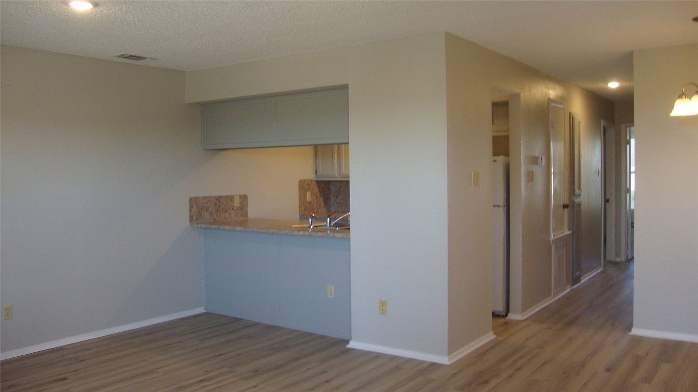 20802 Bonanza Street 6 , Lago Vista, TX, 78645 | 9968679 | Realty Texas LLC
