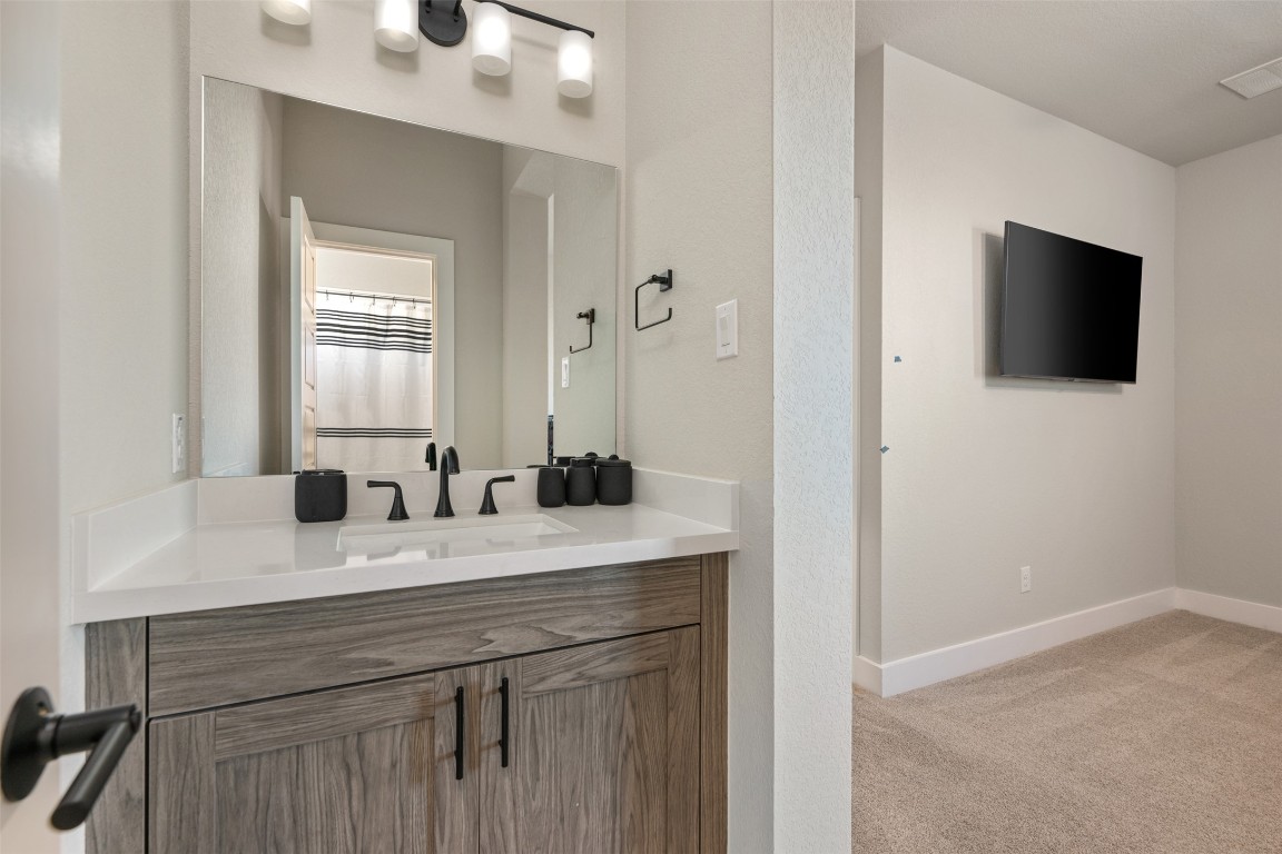 204 Roseleaf Court , Liberty Hill, TX, 78642 | 4576917 | Realty Texas LLC