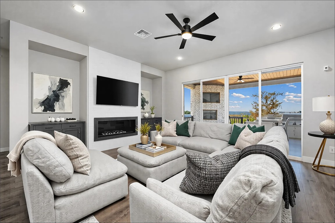 204 Roseleaf Court , Liberty Hill, TX, 78642 | 4576917 | Realty Texas LLC