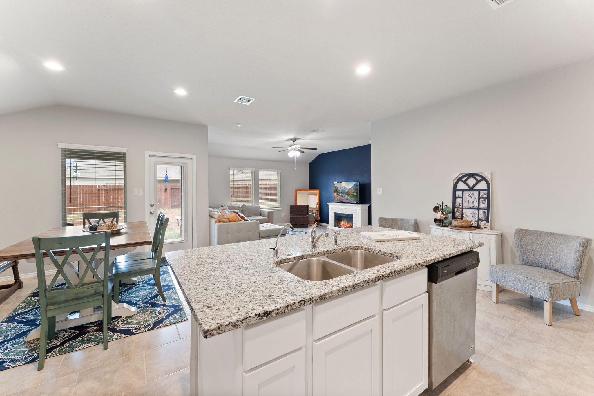 13962 Fort Ward Way , Conroe, TX, 77384 | 37987632 | Realty Texas LLC