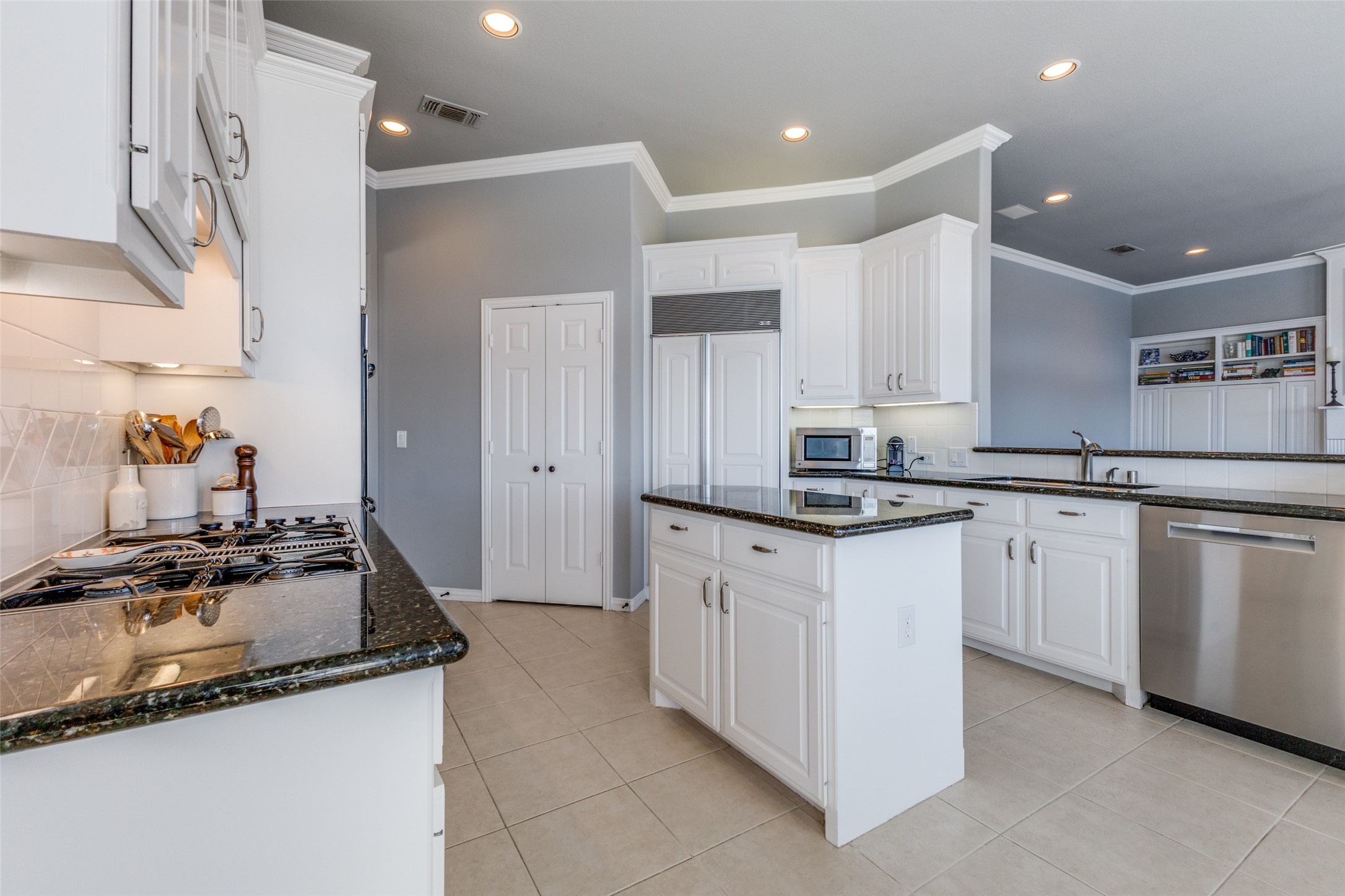 1108 Lake Point Circle , McKinney, TX, 75072 | 20855759 | Realty Texas LLC