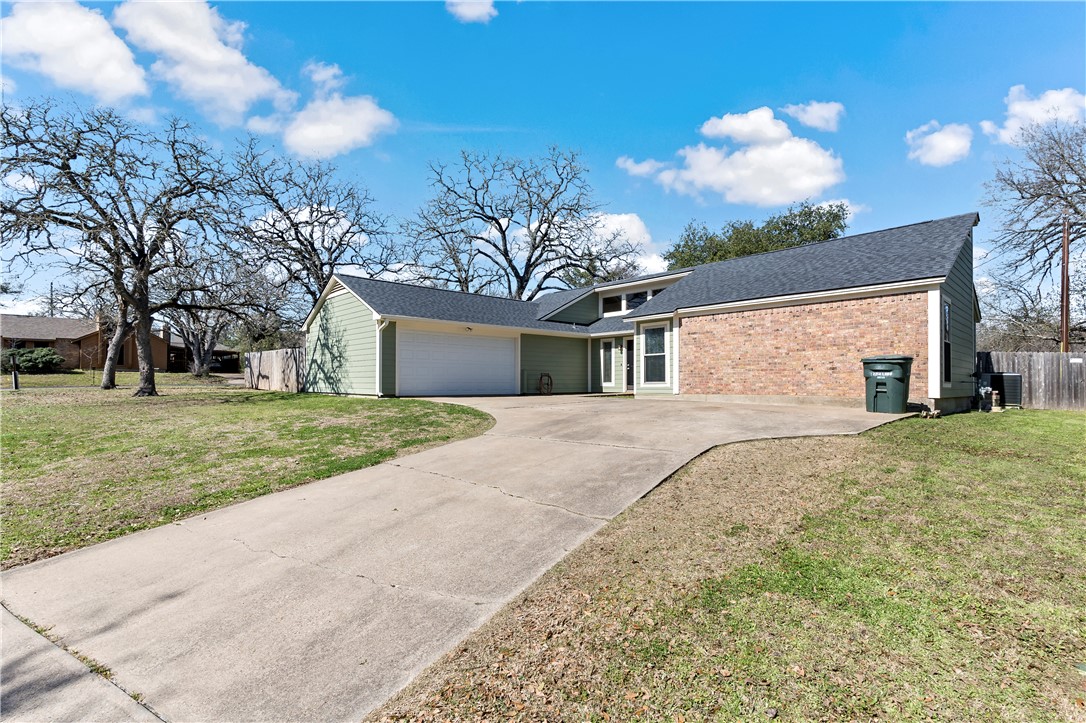 2214 Lobo Drive , Bryan, TX, 77807 | 25002103 | Realty Texas LLC
