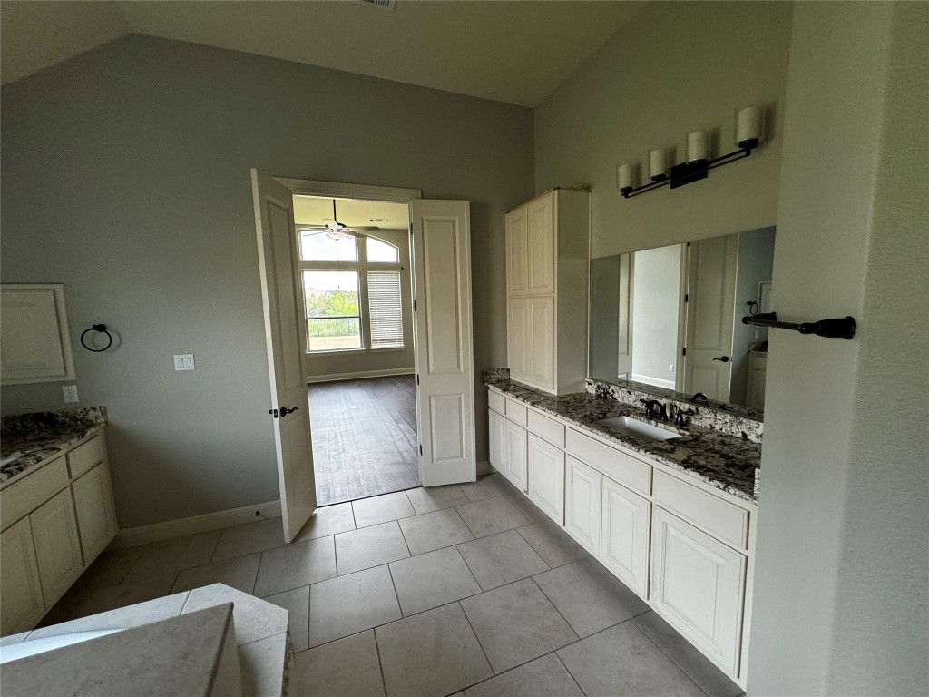 129 Umbrella Sky , Liberty Hill, TX, 78642 | 8772249 | Realty Texas LLC