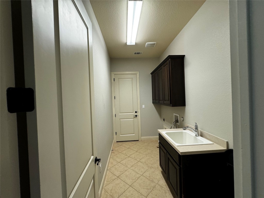129 Umbrella Sky , Liberty Hill, TX, 78642 | 8772249 | Realty Texas LLC