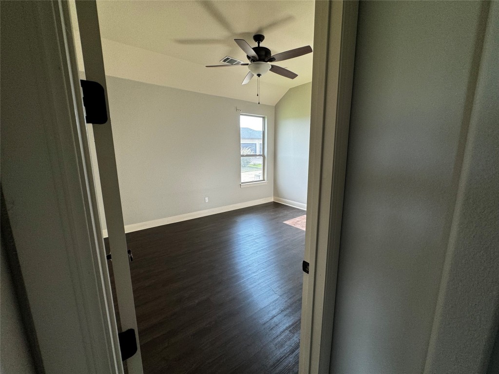 129 Umbrella Sky , Liberty Hill, TX, 78642 | 8772249 | Realty Texas LLC