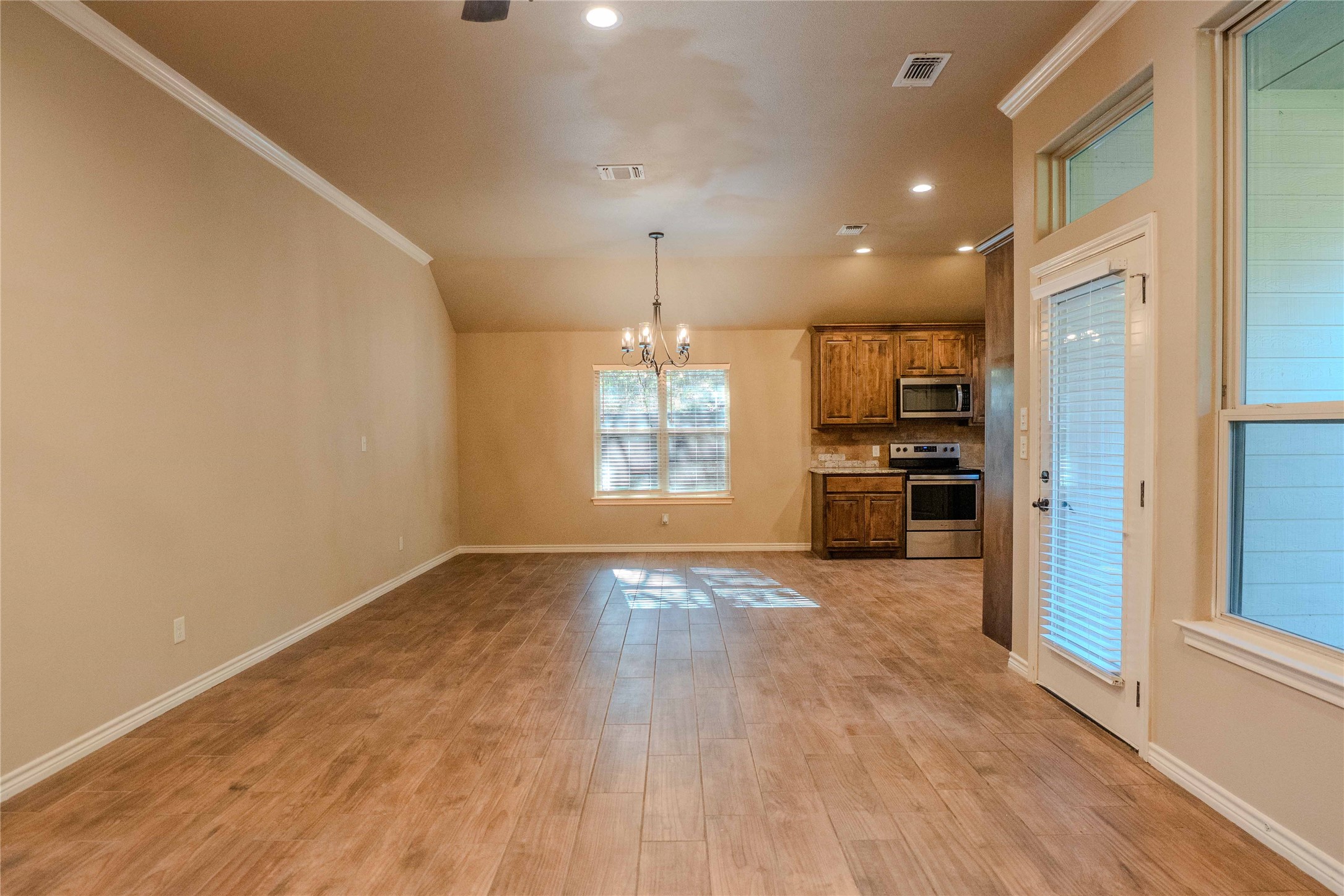 2612 Creek Drive , Granbury, TX, 76048 | 20857322 | Realty Texas LLC