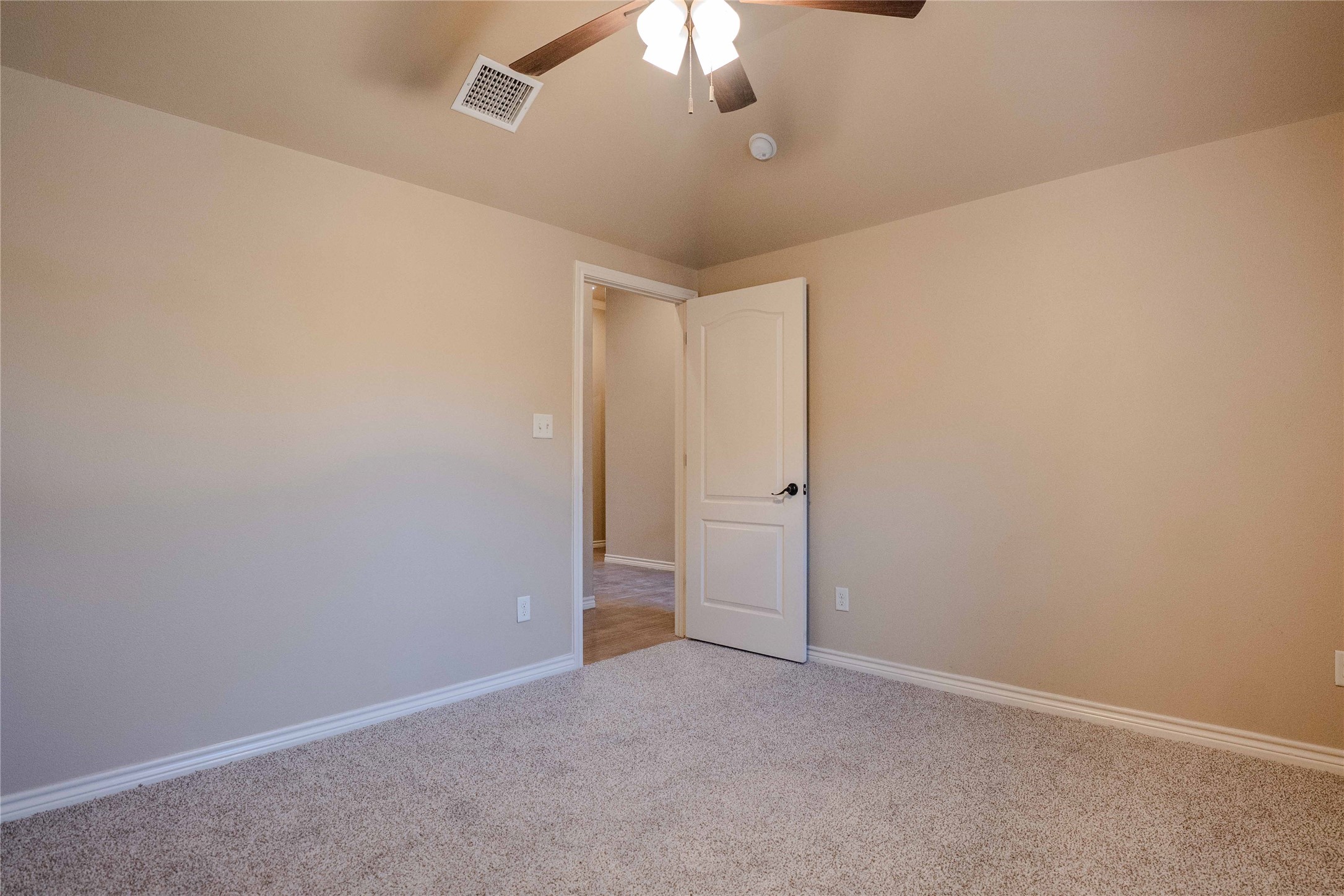 2612 Creek Drive , Granbury, TX, 76048 | 20857322 | Realty Texas LLC