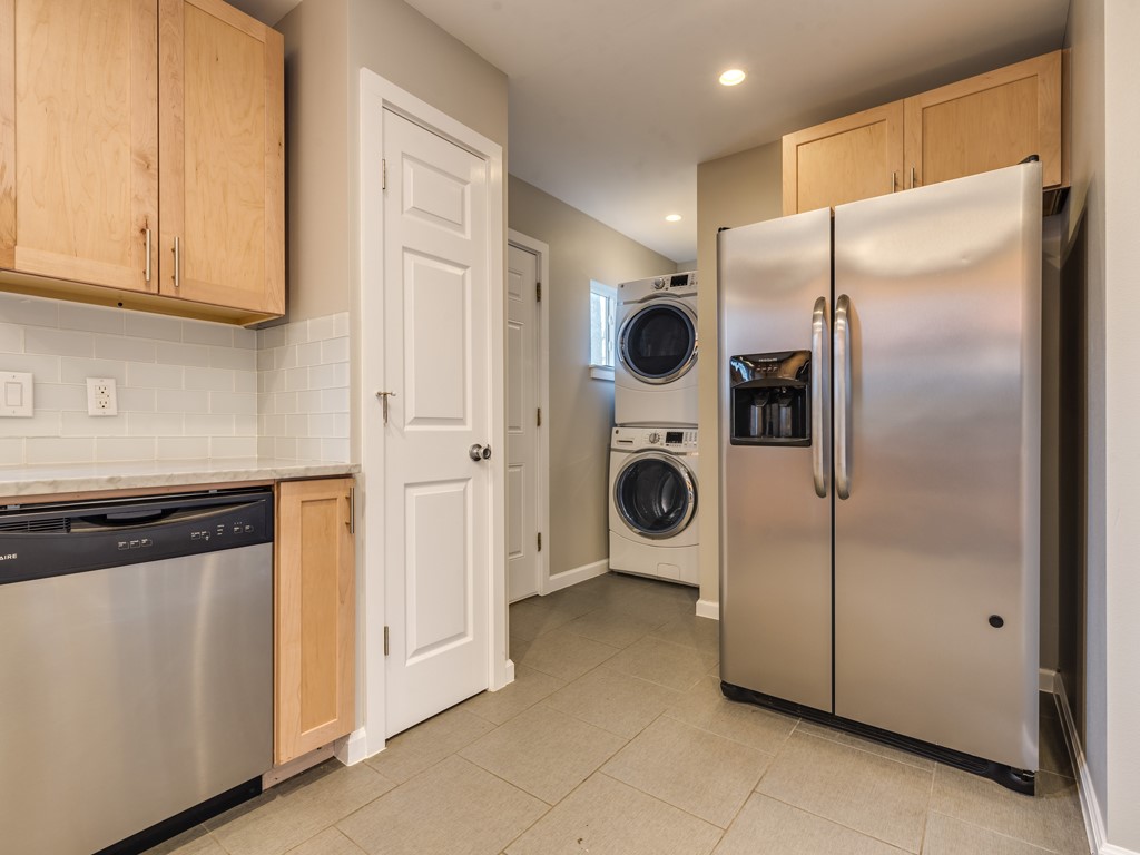 4412 Gillis Street B , Austin, TX, 78745 | 8684458 | Realty Texas LLC