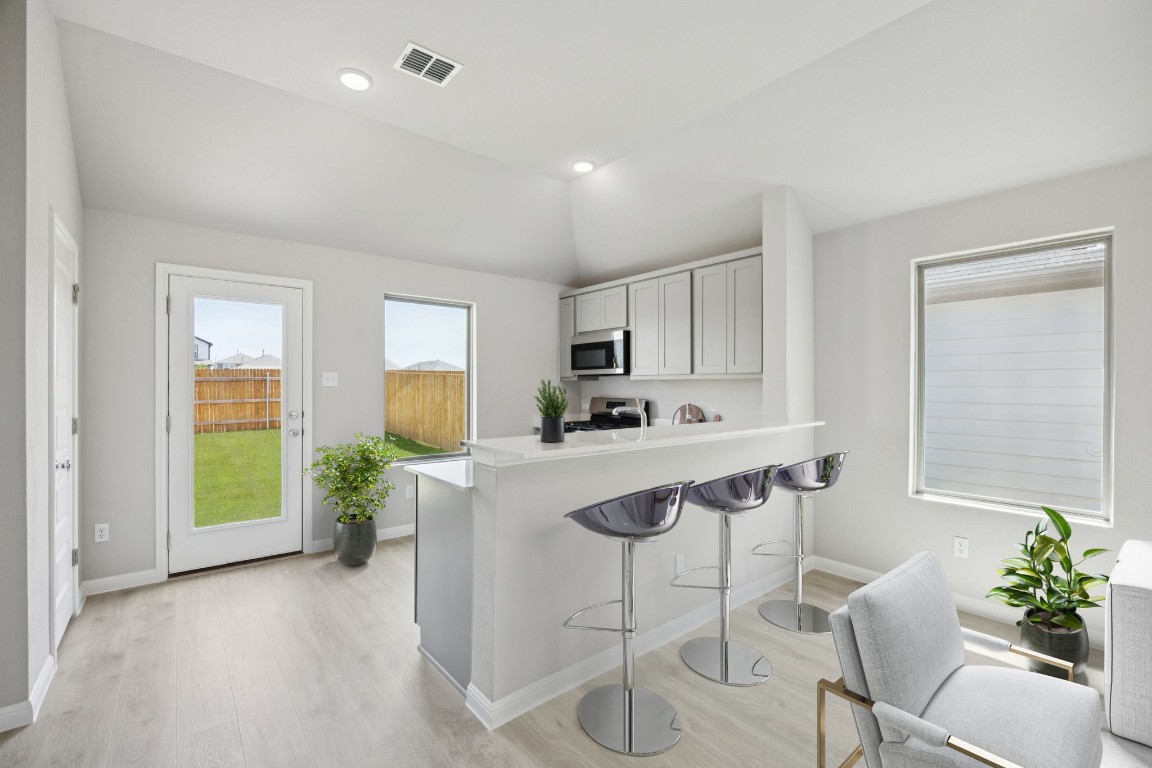 281 Bendecido Loop, Elgin, TX, 78621 | 6339200 | Realty Texas LLC