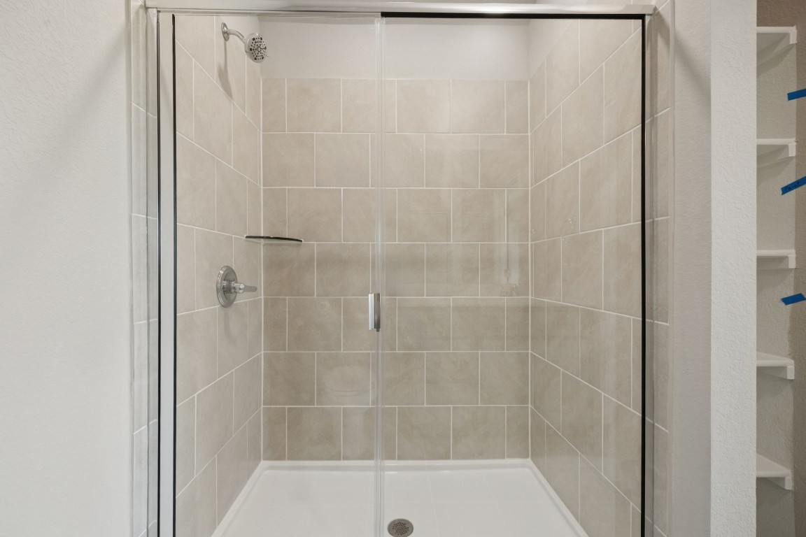 281 Bendecido Loop, Elgin, TX, 78621 | 6339200 | Realty Texas LLC