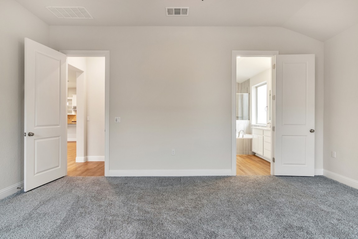 210 Gulfton Street , Lakeway, TX, 78738 | 1130482 | Realty Texas LLC