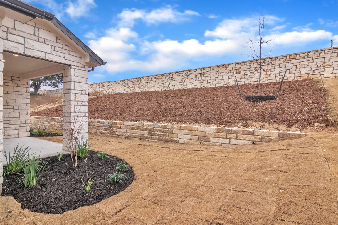 210 Gulfton Street , Lakeway, TX, 78738 | 1130482 | Realty Texas LLC