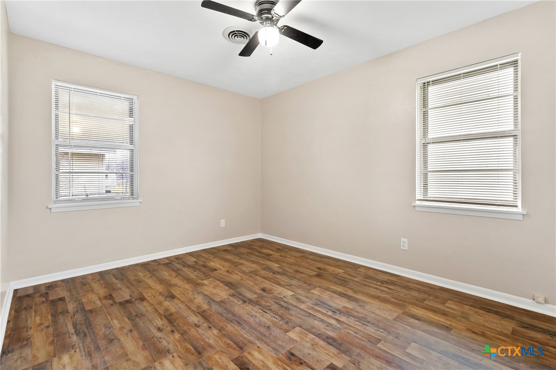 1006 San Antonio Street , Killeen, TX, 76541 | 571437 | Realty Texas LLC