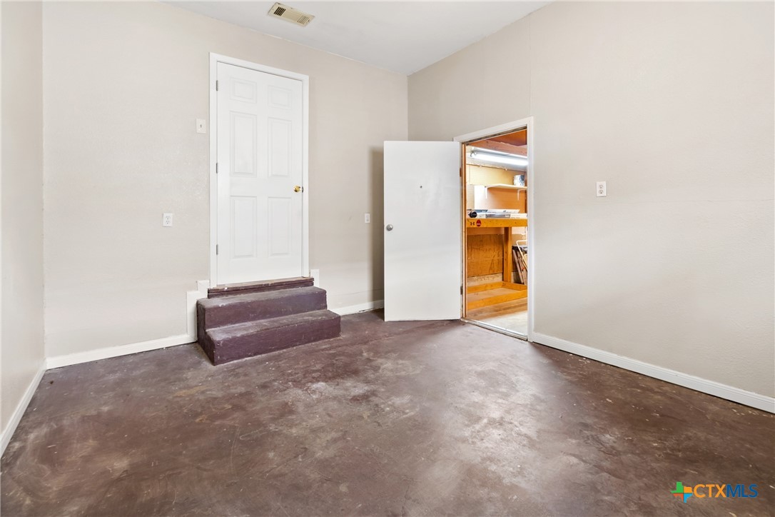 1006 San Antonio Street , Killeen, TX, 76541 | 571437 | Realty Texas LLC