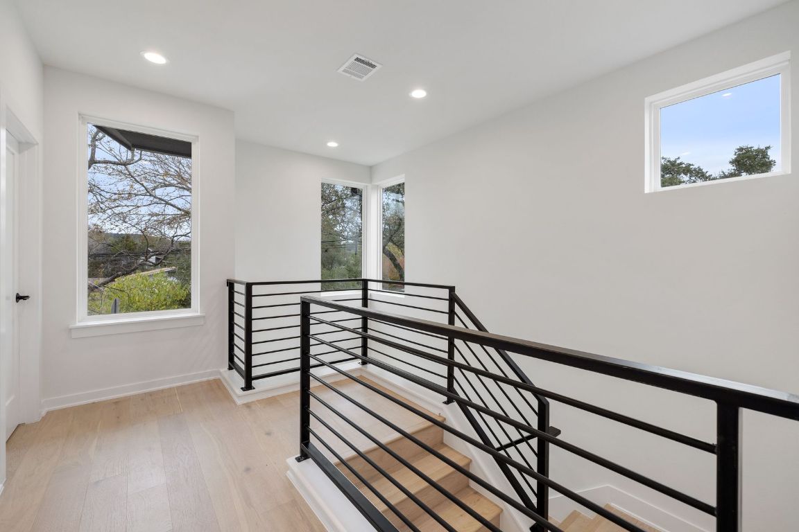 18405 Georgetown Drive , Jonestown, TX, 78645 | 5135000 | Realty Texas LLC