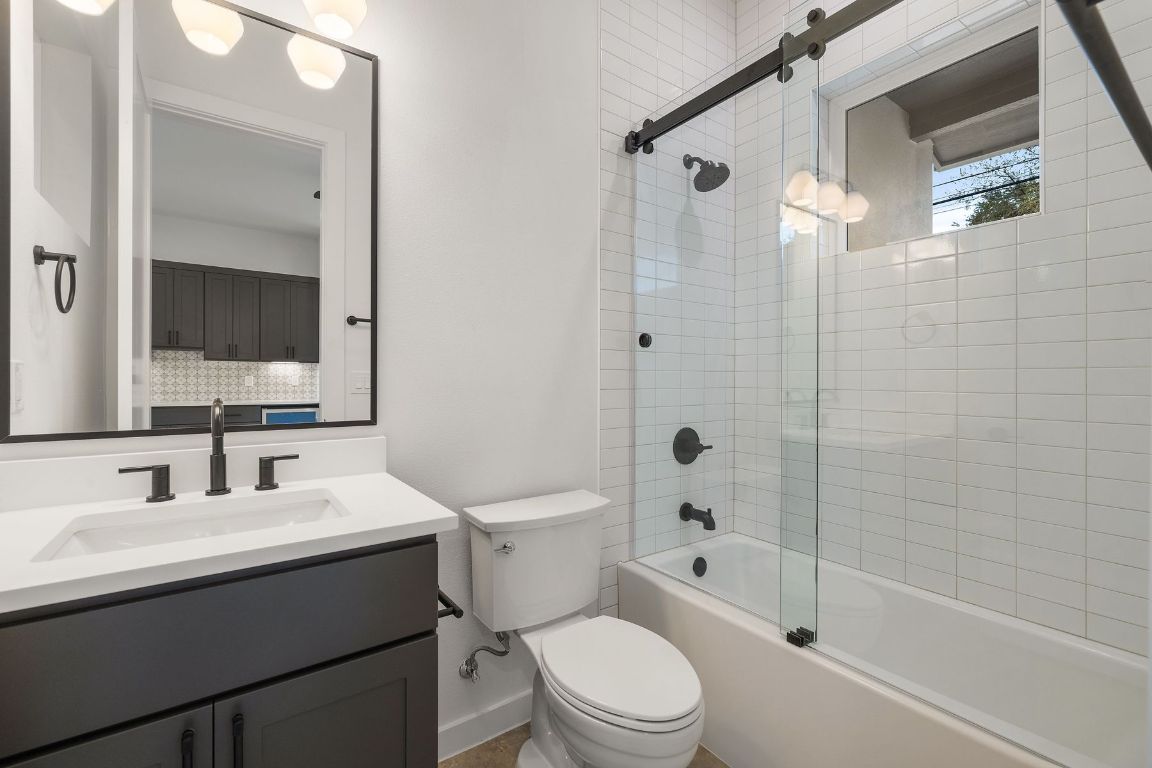 18405 Georgetown Drive , Jonestown, TX, 78645 | 5135000 | Realty Texas LLC