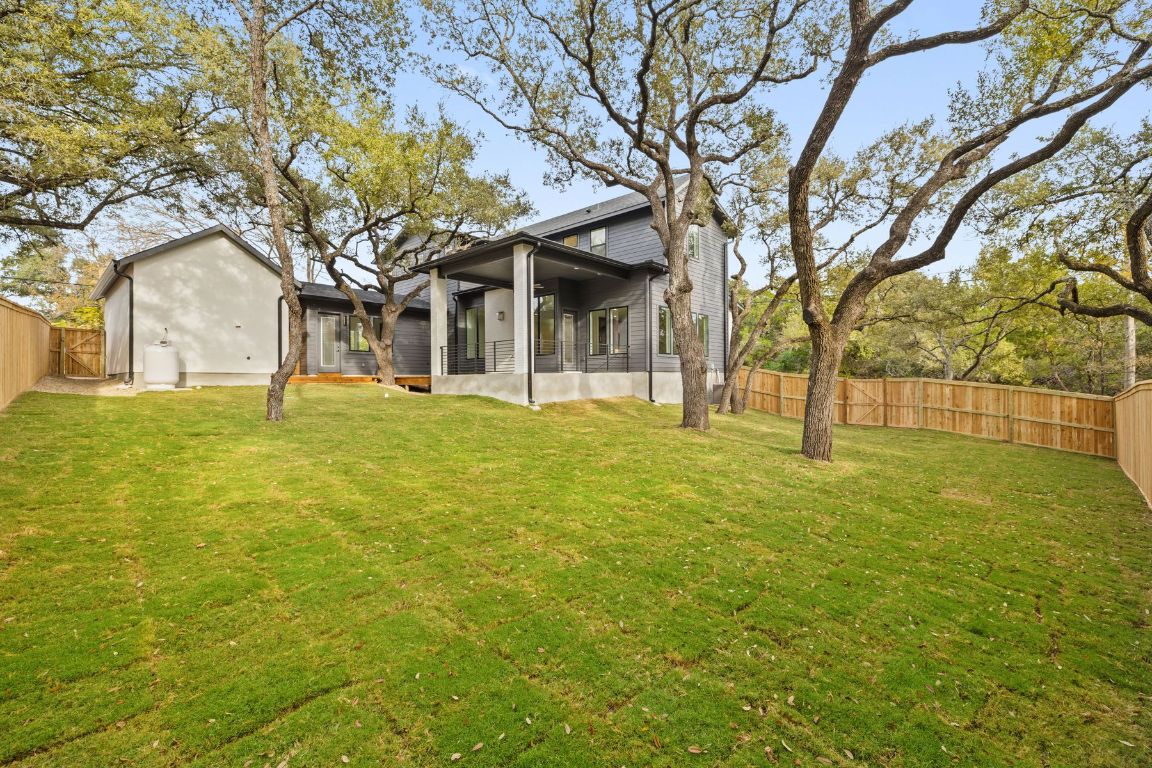 18405 Georgetown Drive , Jonestown, TX, 78645 | 5135000 | Realty Texas LLC