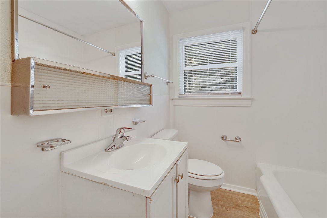 700 Clifford Drive , Austin, TX, 78745 | 6243397 | Realty Texas LLC