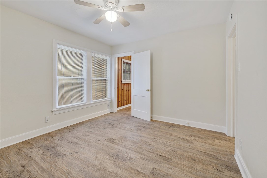 700 Clifford Drive , Austin, TX, 78745 | 6243397 | Realty Texas LLC