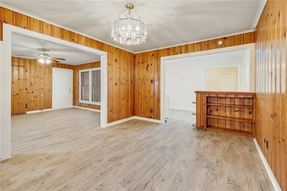 700 Clifford Drive , Austin, TX, 78745 | 6243397 | Realty Texas LLC